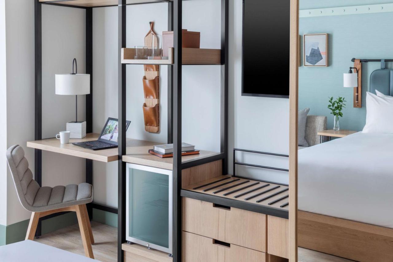 Queen Room with Two Queen Beds and City View