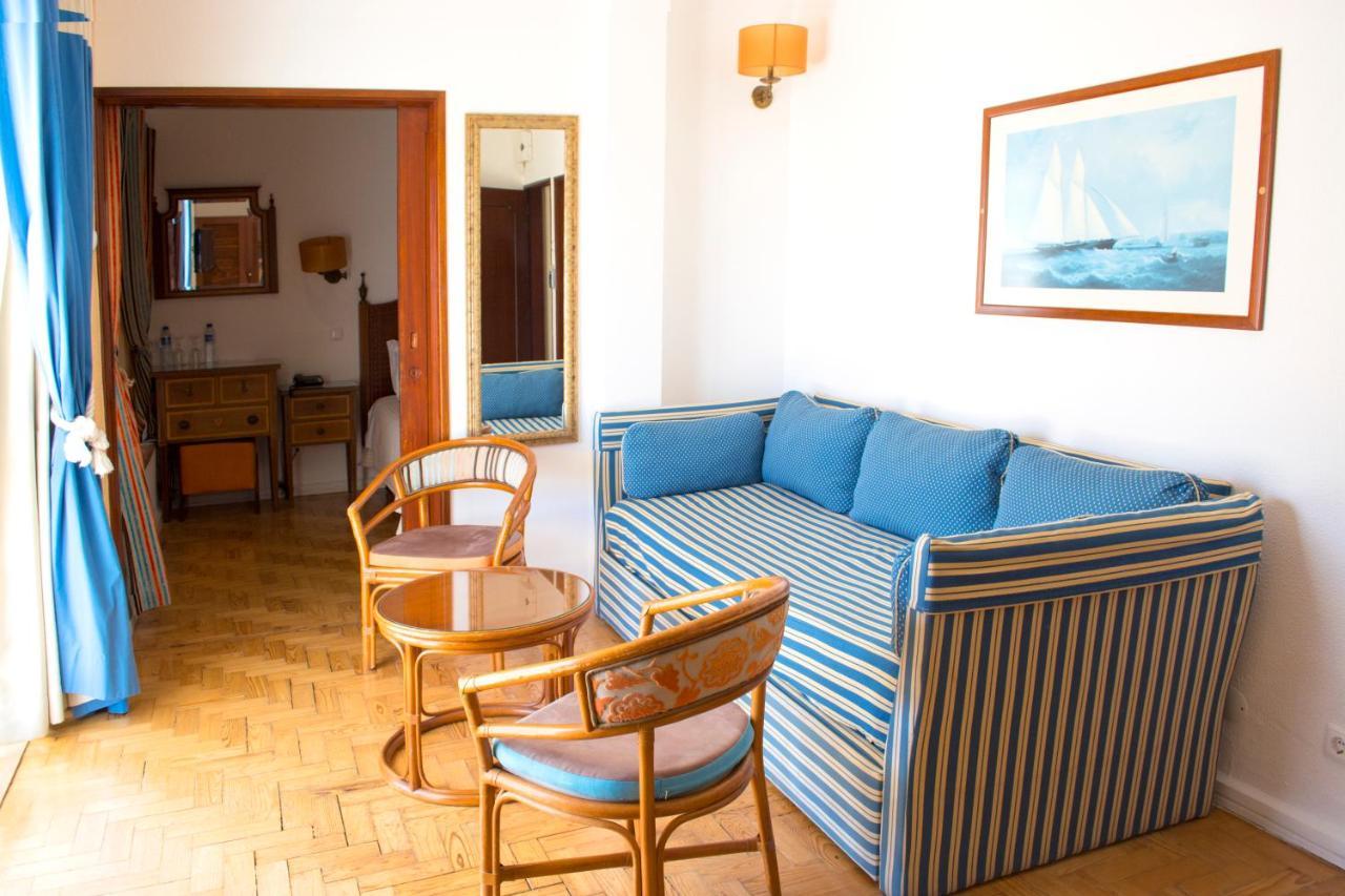 Triple Room with Sea View
