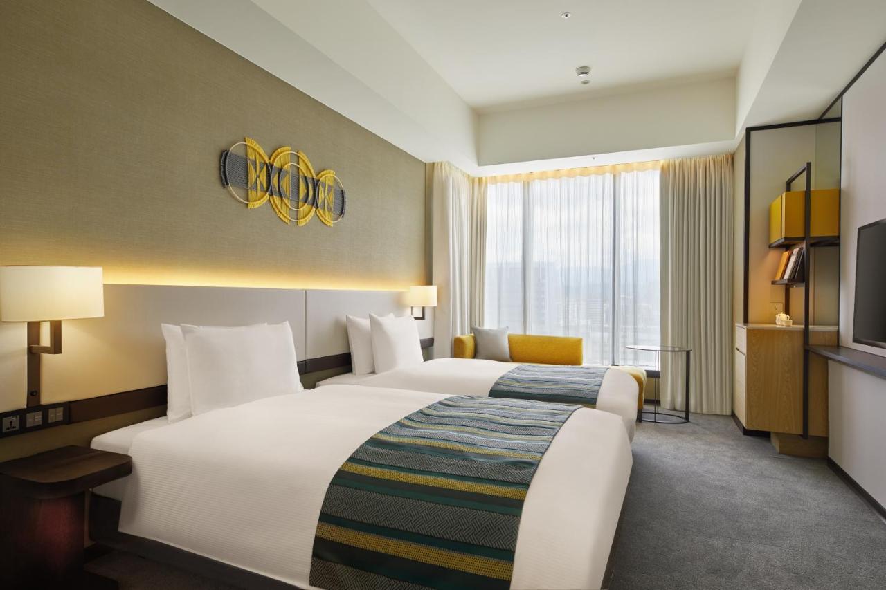Deluxe, 2 beds, Corner room