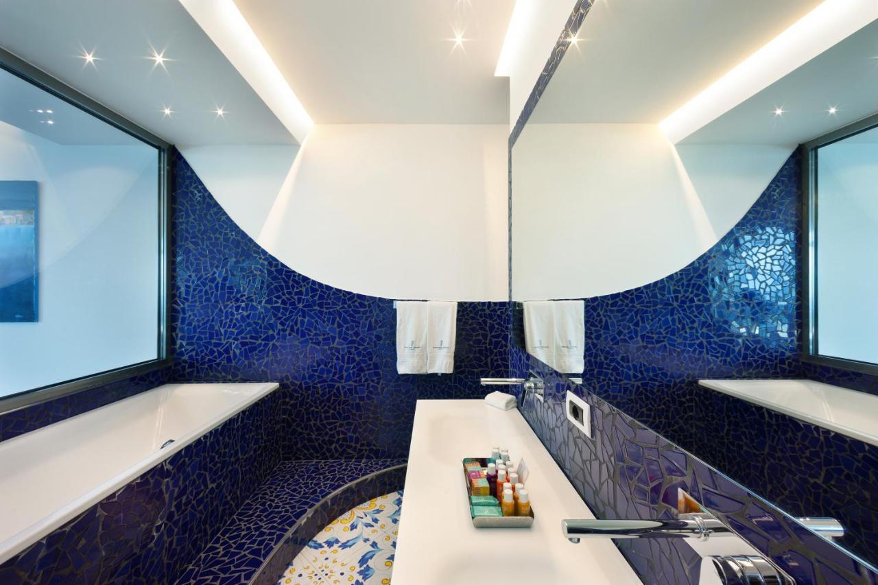 King Suite with Spa Bath