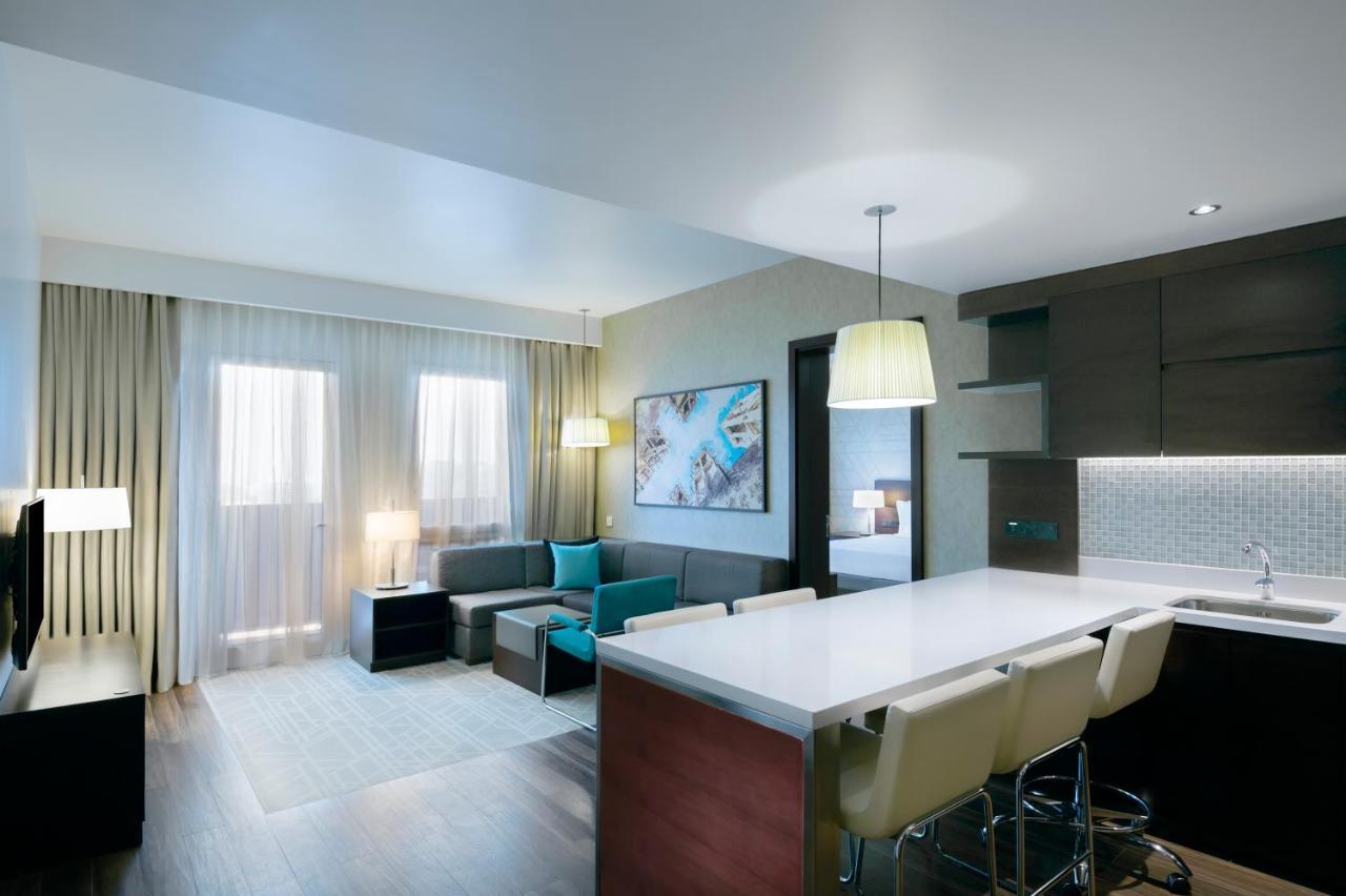 King Suite with Free Breakfast & (15% discount on F&B , SPA and Laundry)
