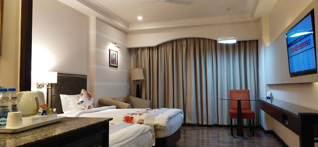 Deluxe Double or Twin Room