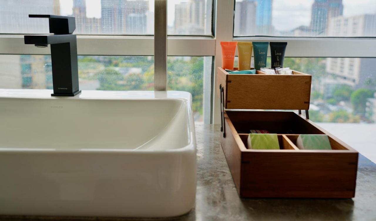 Penthouse Hoku Skyline Honolulu