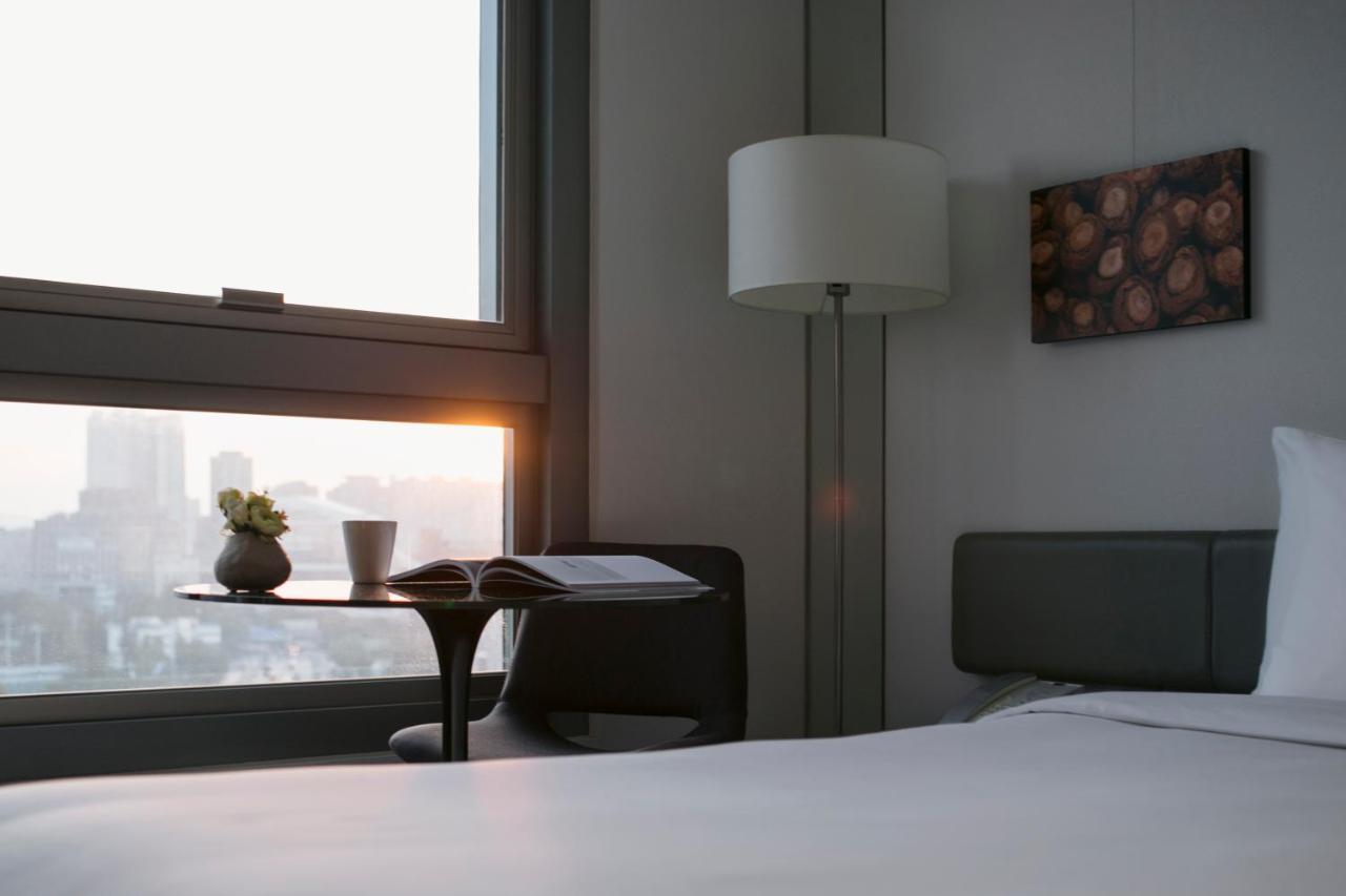 Sunrise Deluxe Twin Room