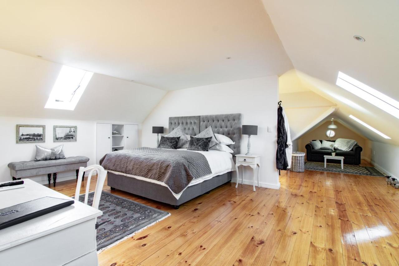 Family Room with Loft