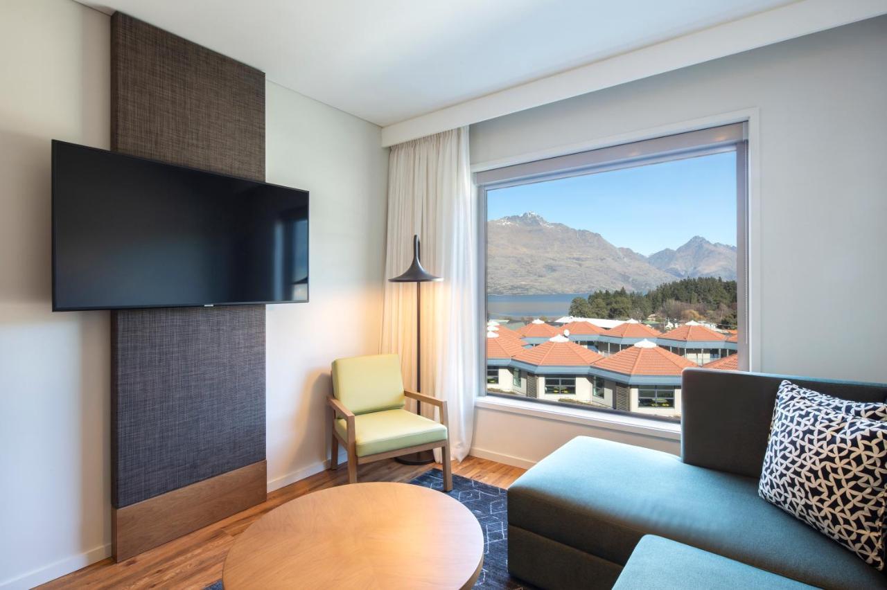 One-Bedroom Suite