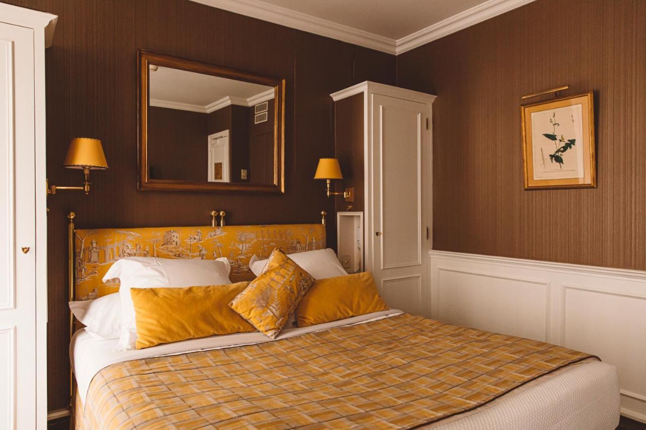 Superior Double Room "La Parisienne "