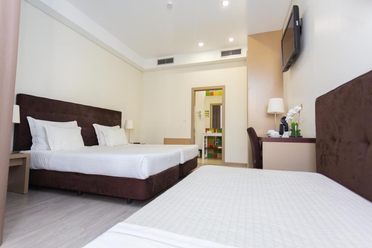 Triple Room with Garden