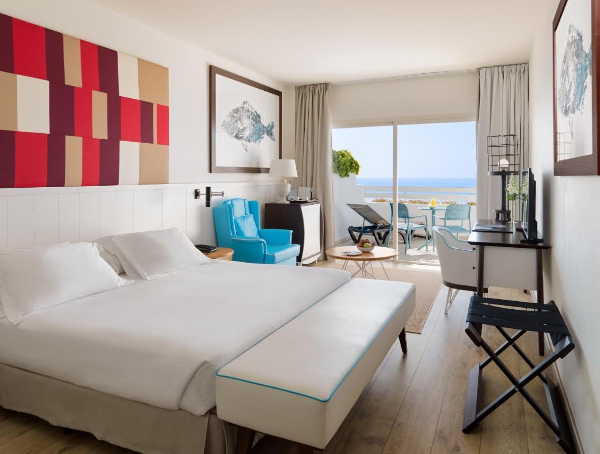 Superior Privilege Room with Extra Bed (3 Adults)