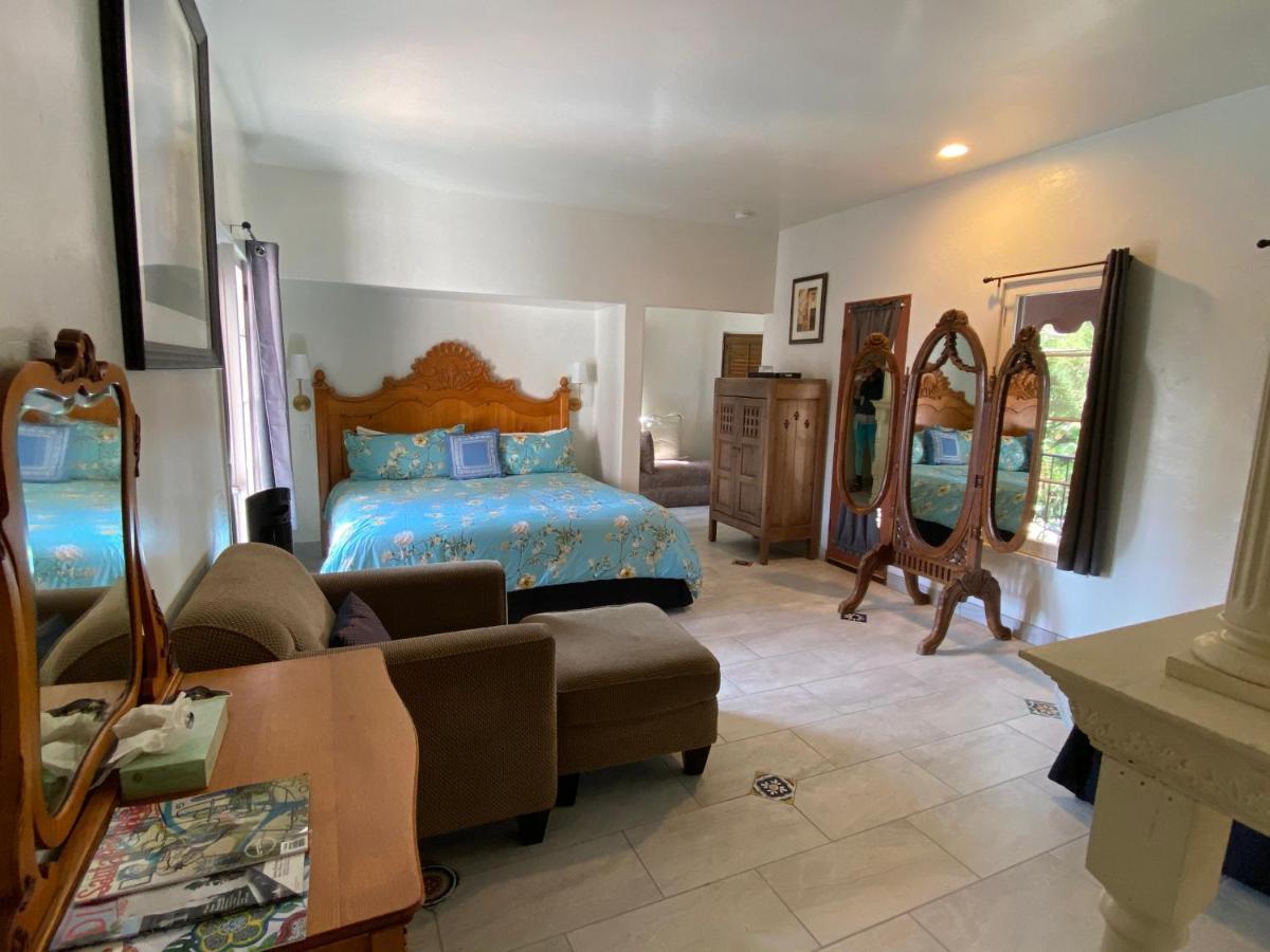 Suite Balcony