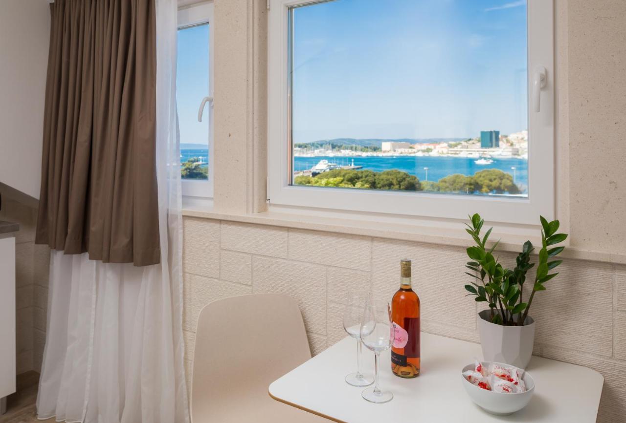 Studio with Sea View