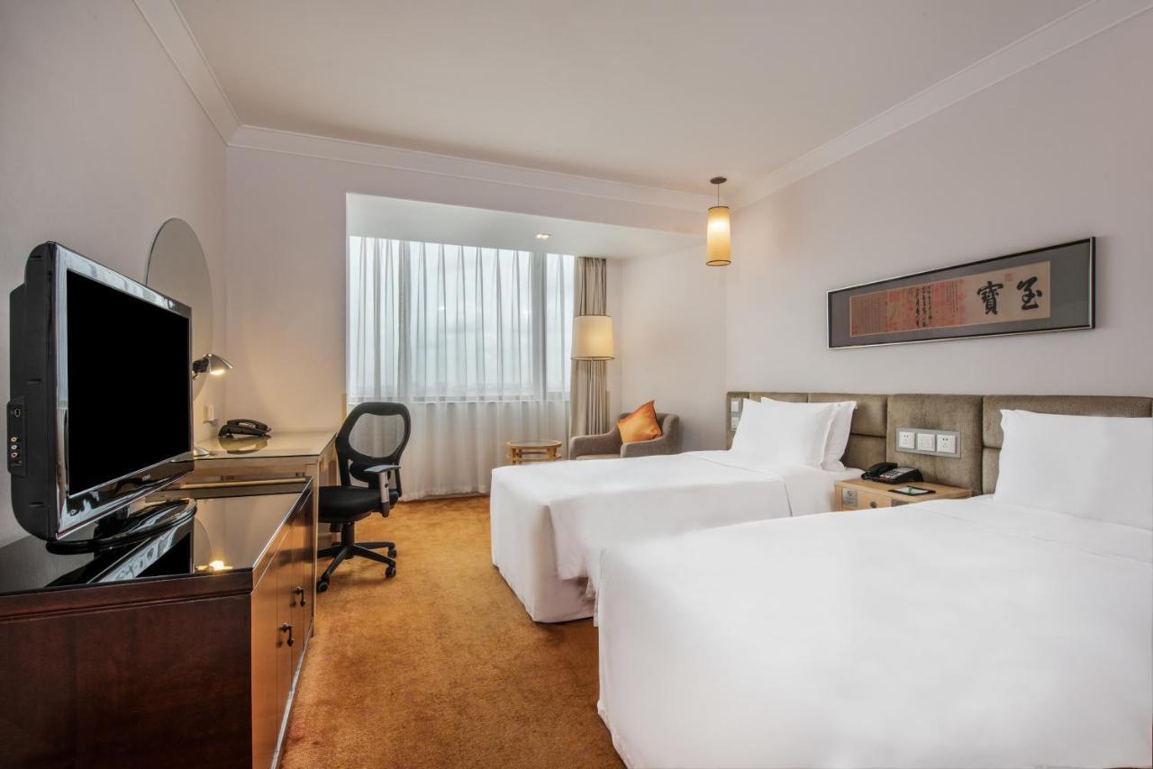 High Floor Standard Twin Room