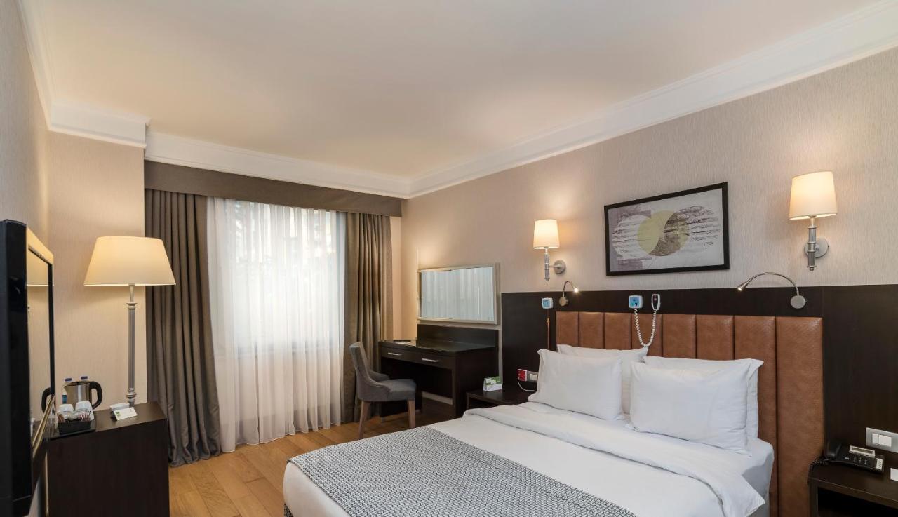 Standard King Room - Accessible