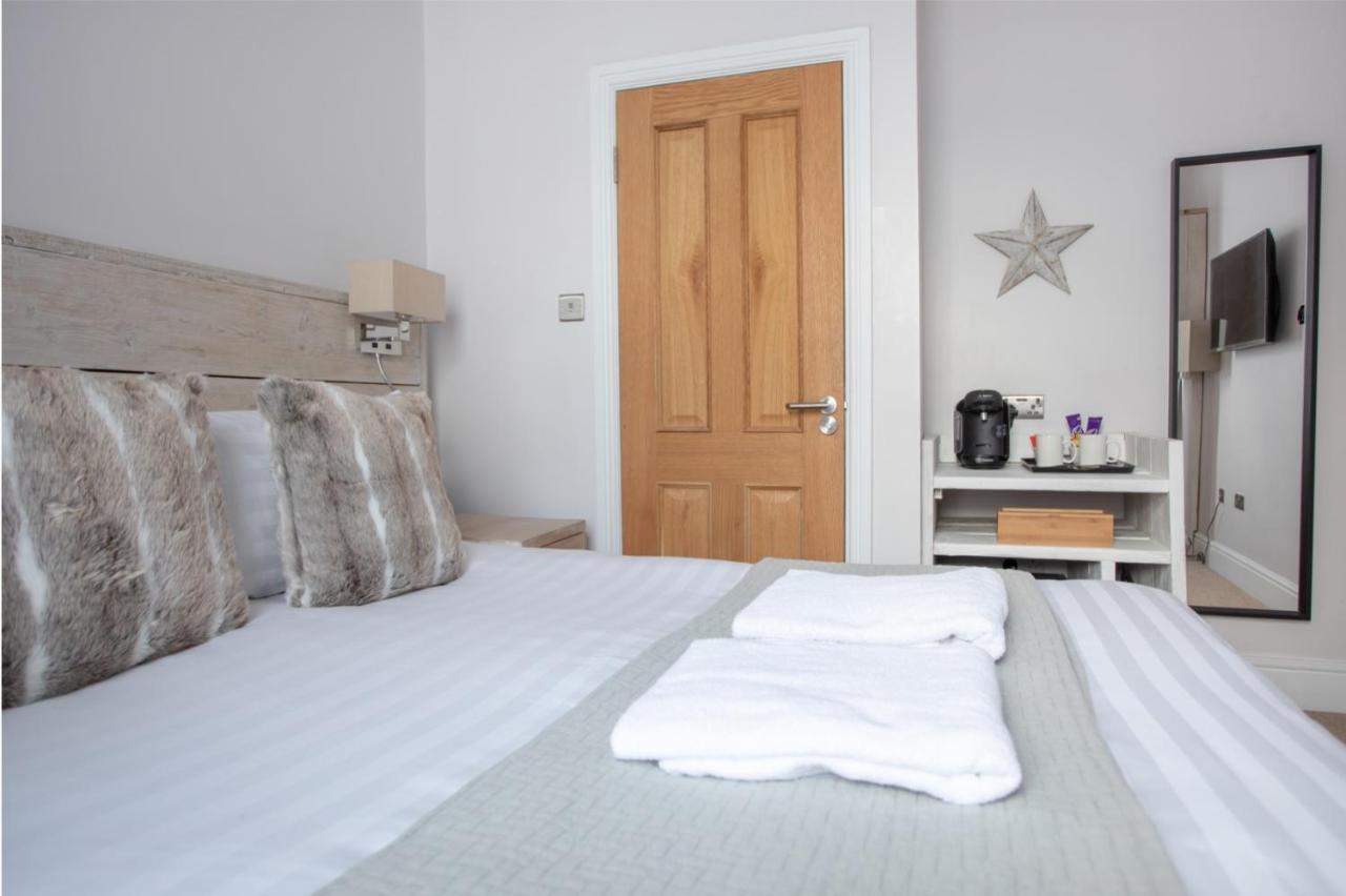Standard King Room