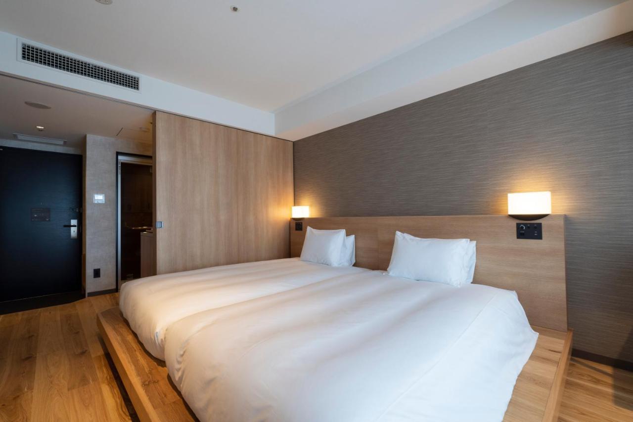 Wood Flat Twin Room and Fixed Window with Shower - Non Smoking,1057825813:JPEG