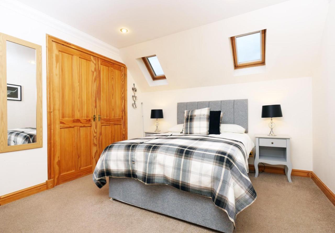 Deluxe Double Room with Shower