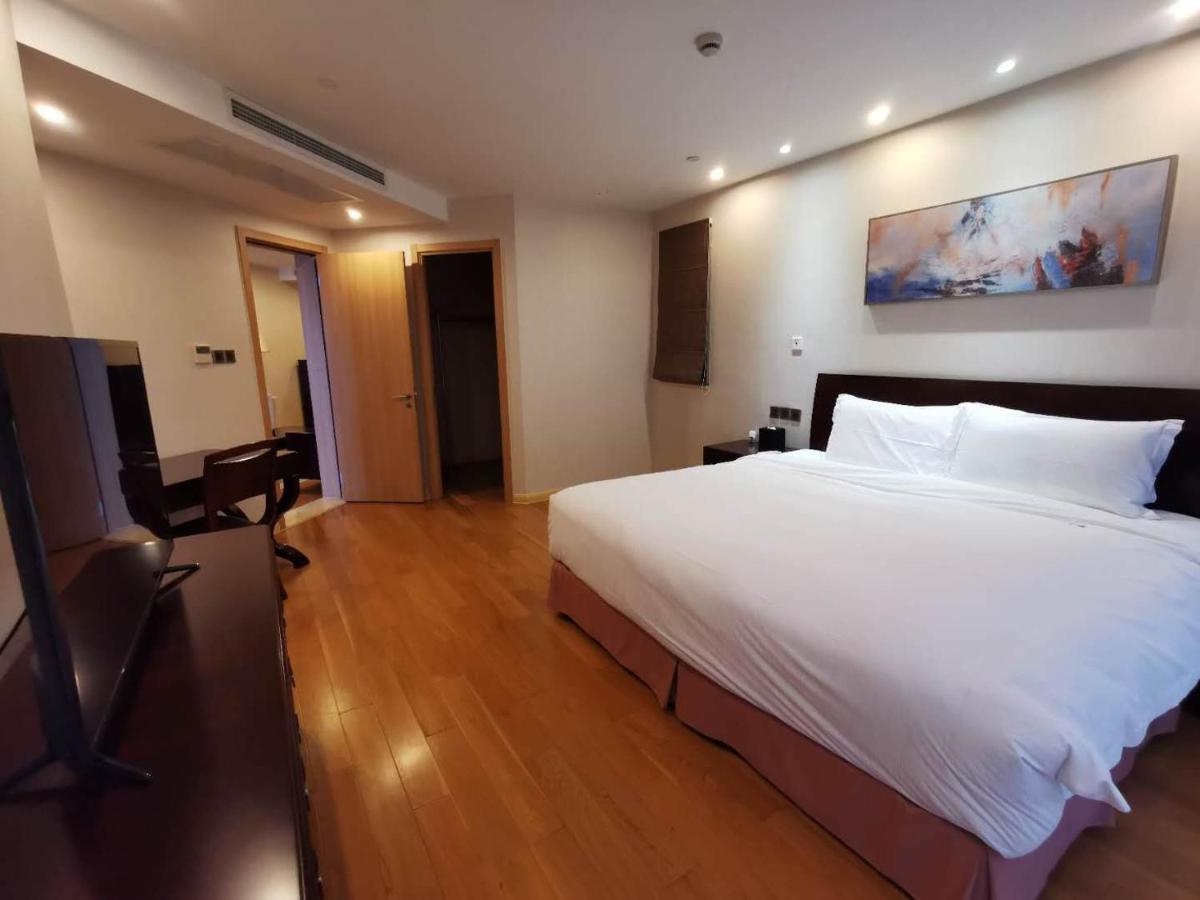 One Bedroom Standard Suite
