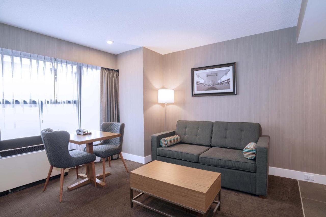 Standard Room, 1 King Bed, Sofa Bed, Kitchenette