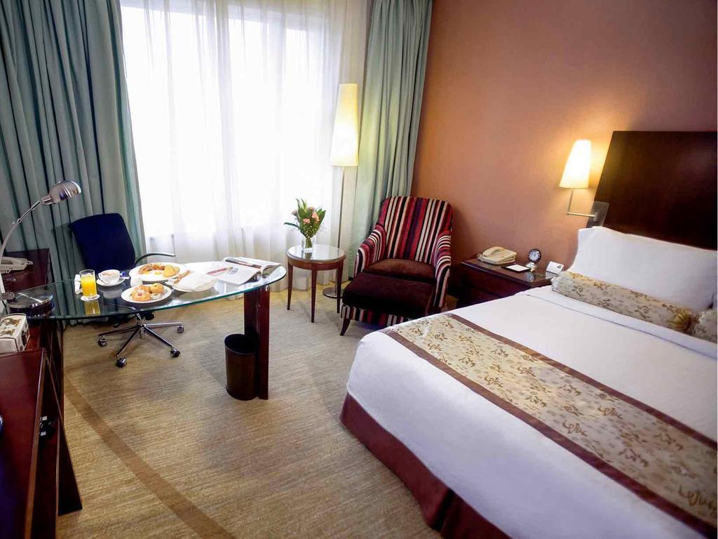 Superior Queen Room