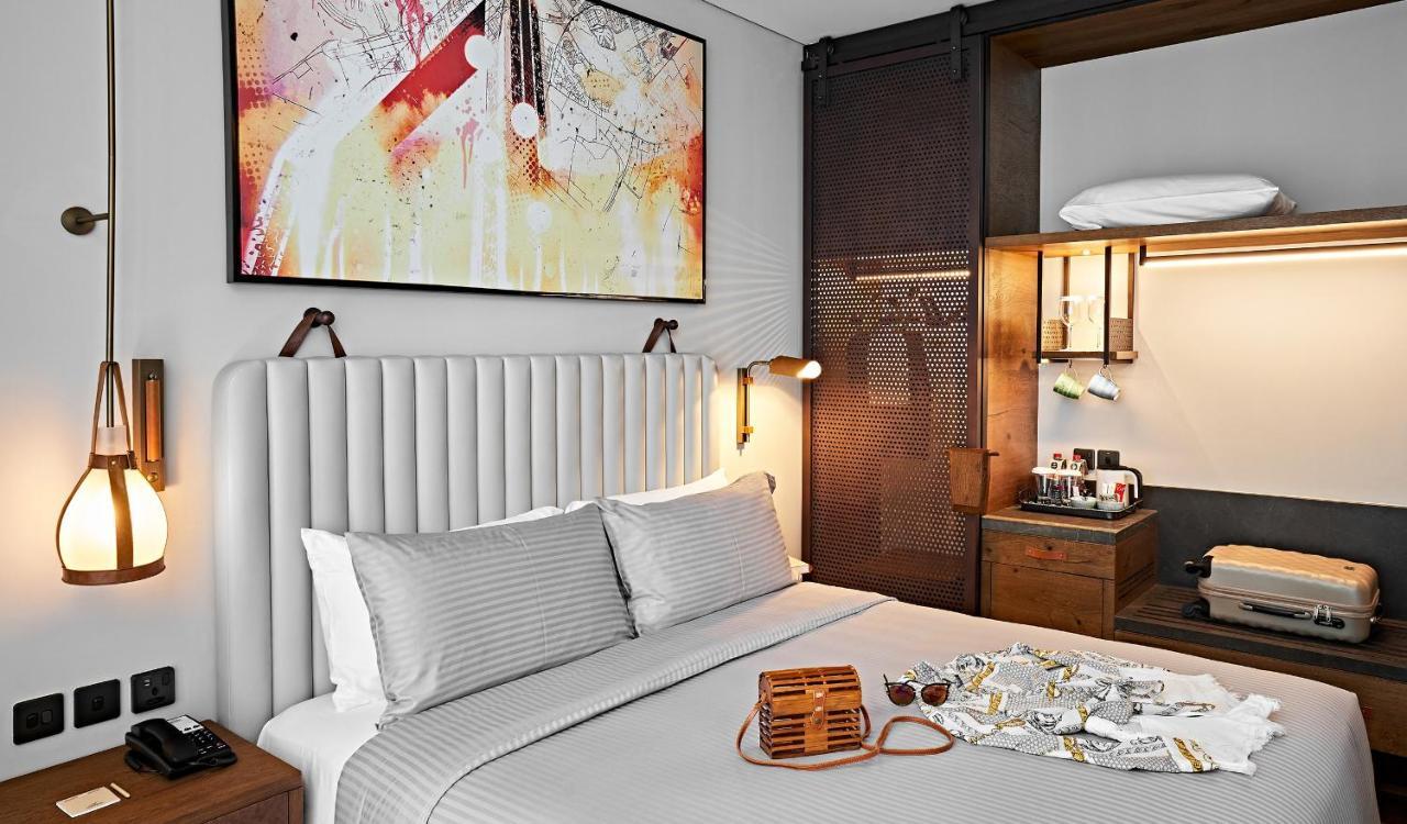 Deluxe Room - 28 hours Staycation Package 20% discount on Food & Beverage, 10% discount on laundry services, Early check in 11 AM & Late check out 3 PM