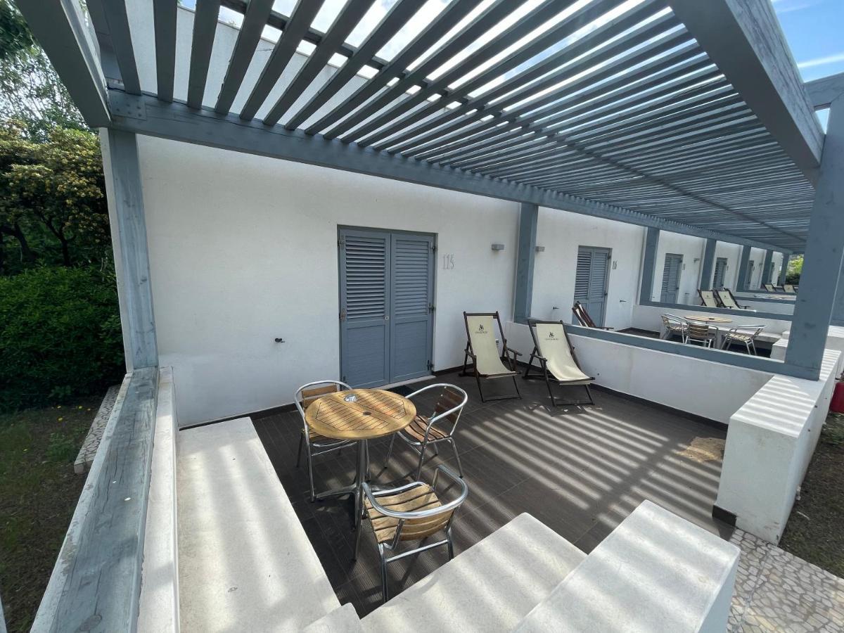 Family Room with Garden View