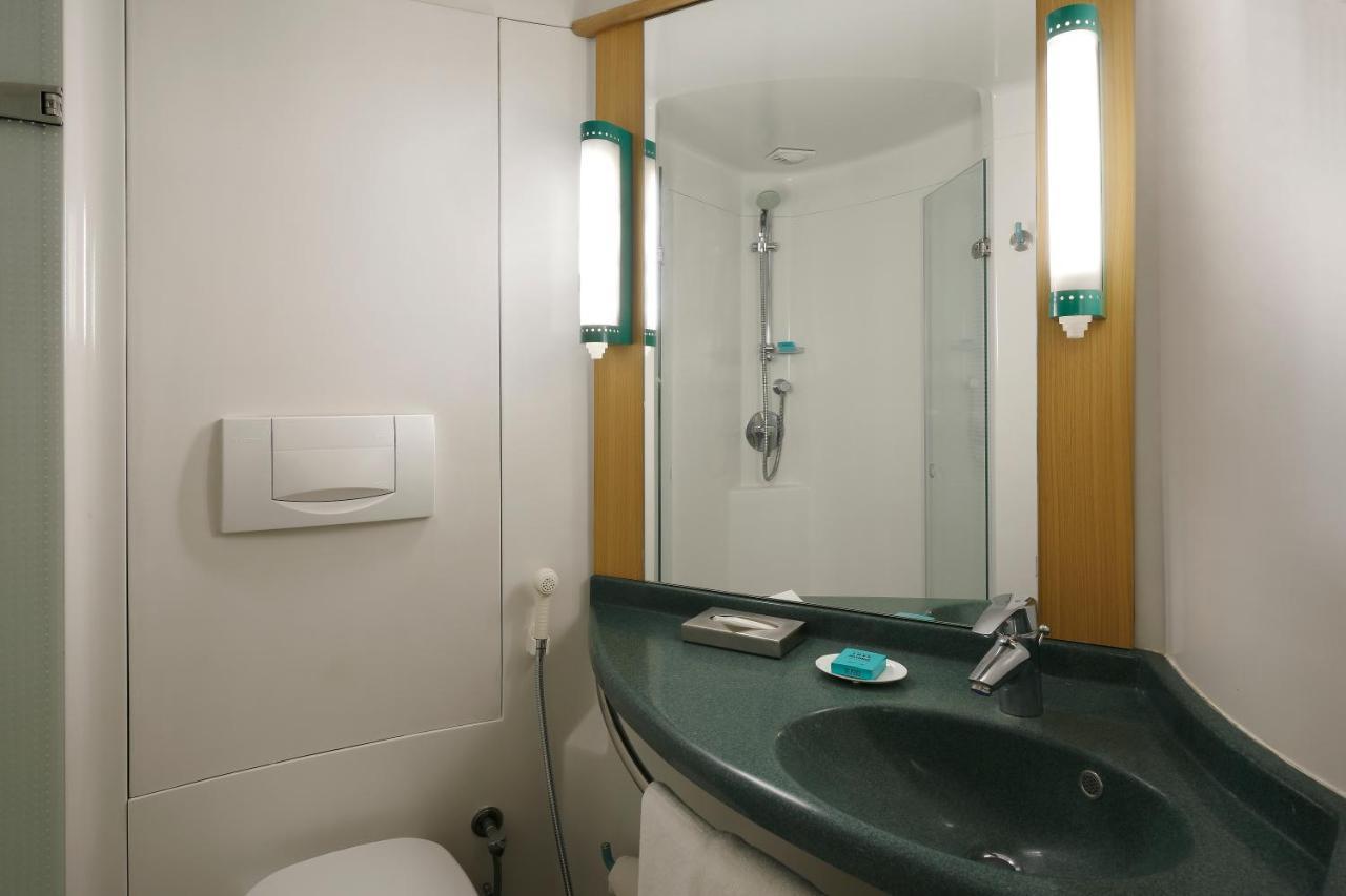 Superior Twin Room with Two Twin Beds