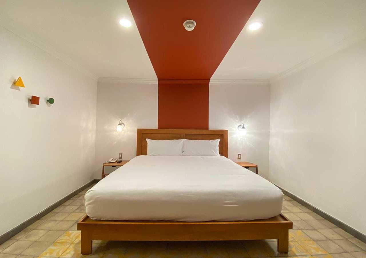 Superior King Suite - Non-Smoking