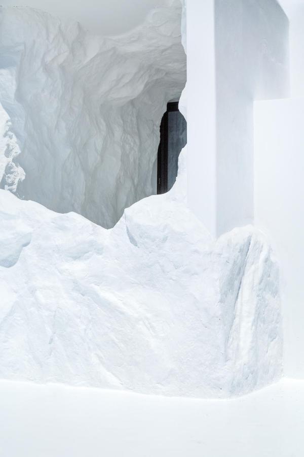 Budget Double with Private Cave Pool