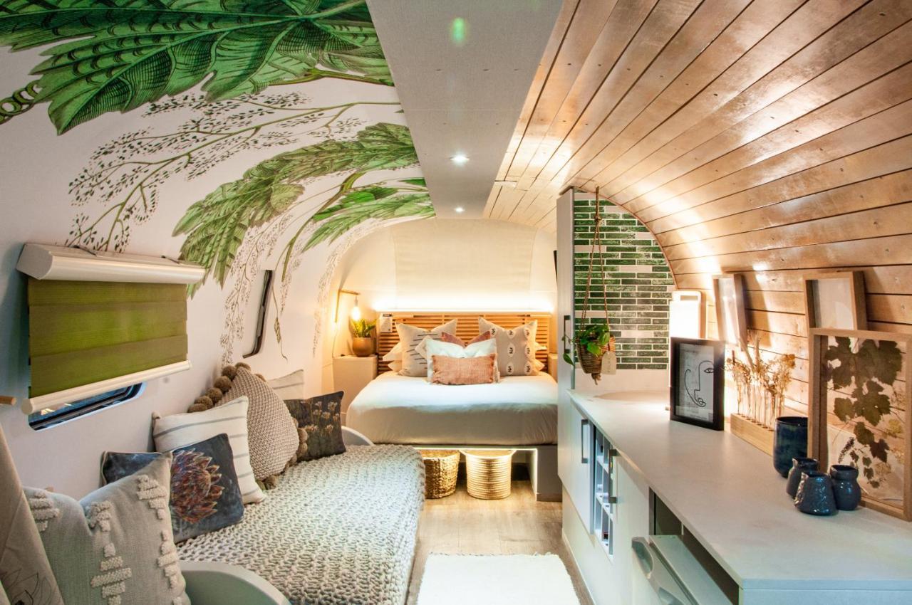 Airstream Trailer Suite