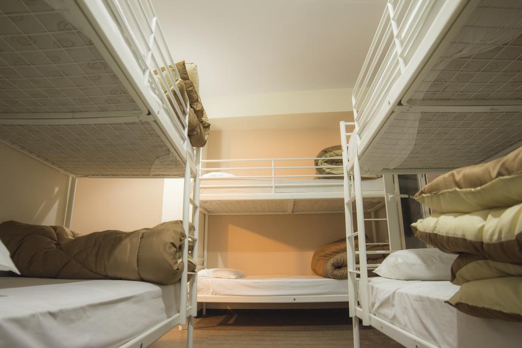 Bed in 8-Bed Mixed Dormitory Room