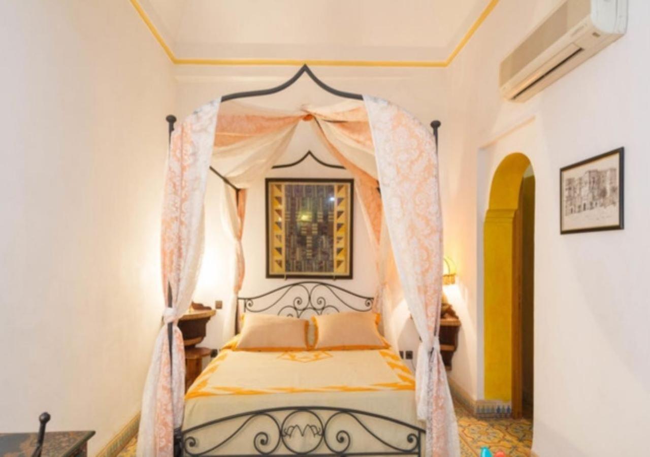 Suite (4 People)