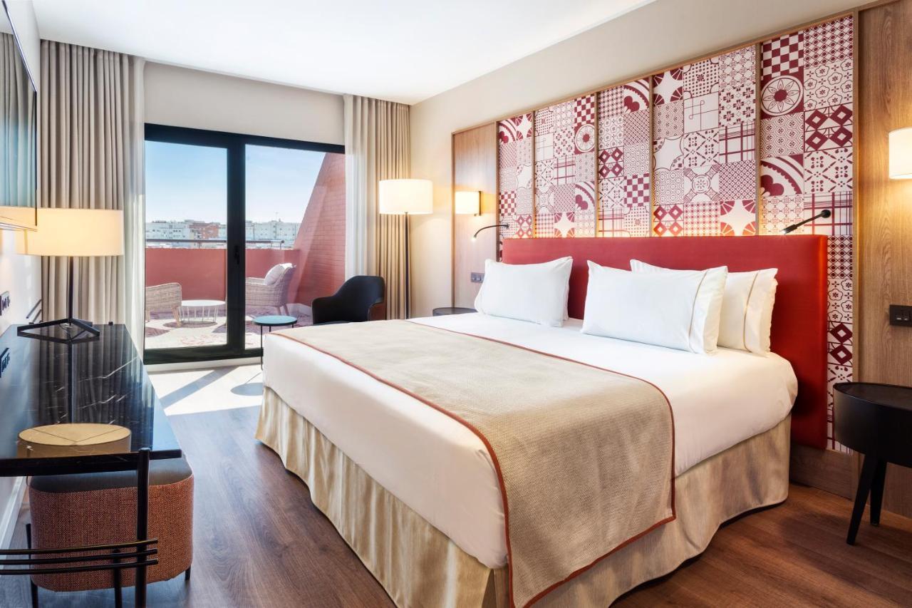 Deluxe Double Room with Terrace