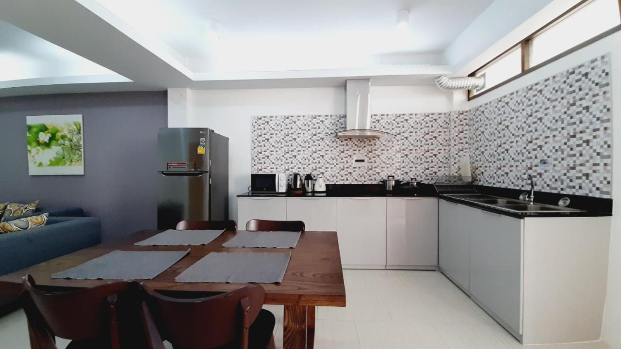 One-Bedroom Apartment - Annex
