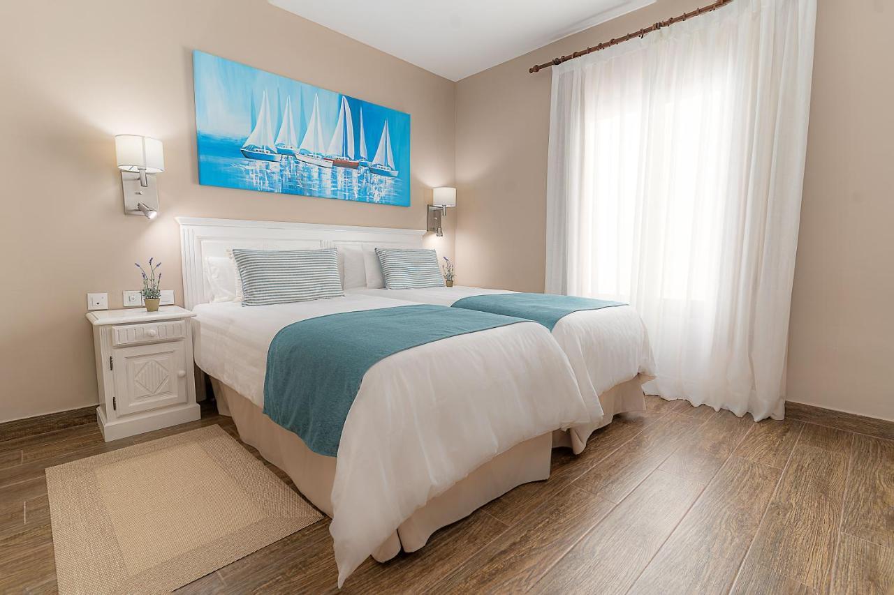 Double or Twin Room with Pool View