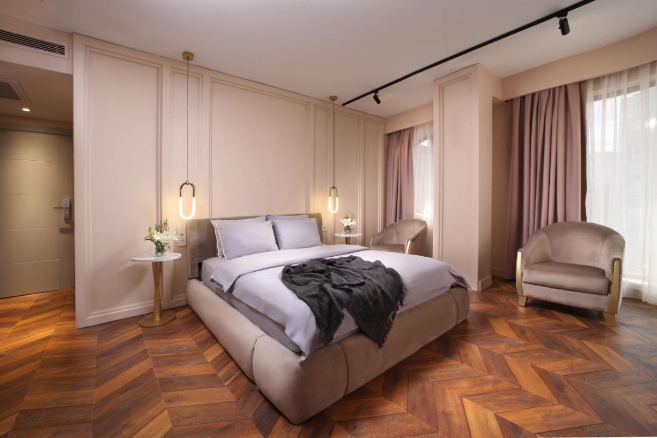 Corner Room