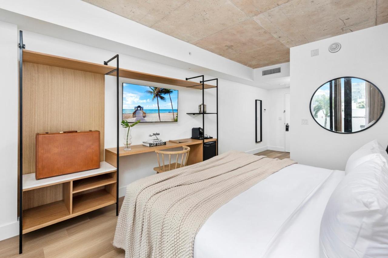 King Room with Balcony