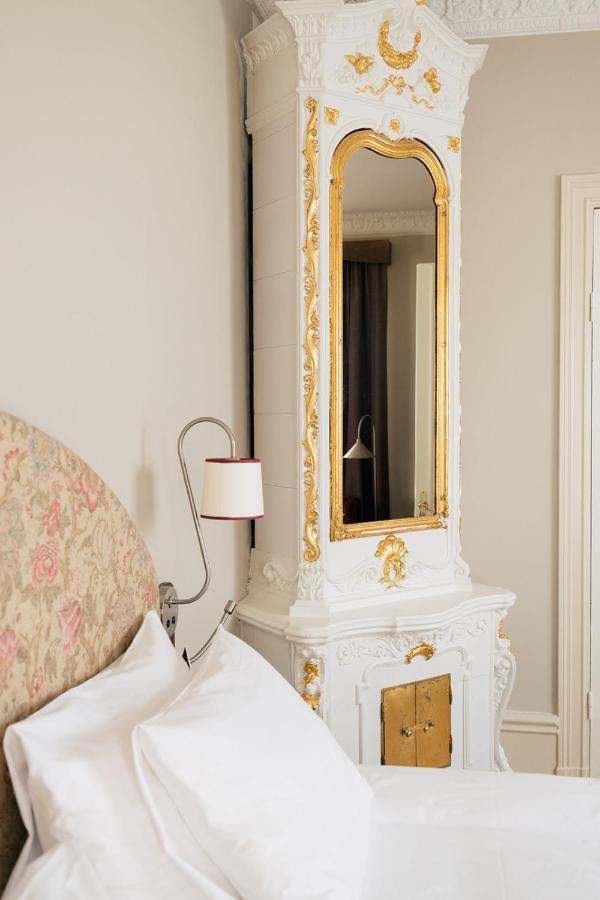 Junior King Suite