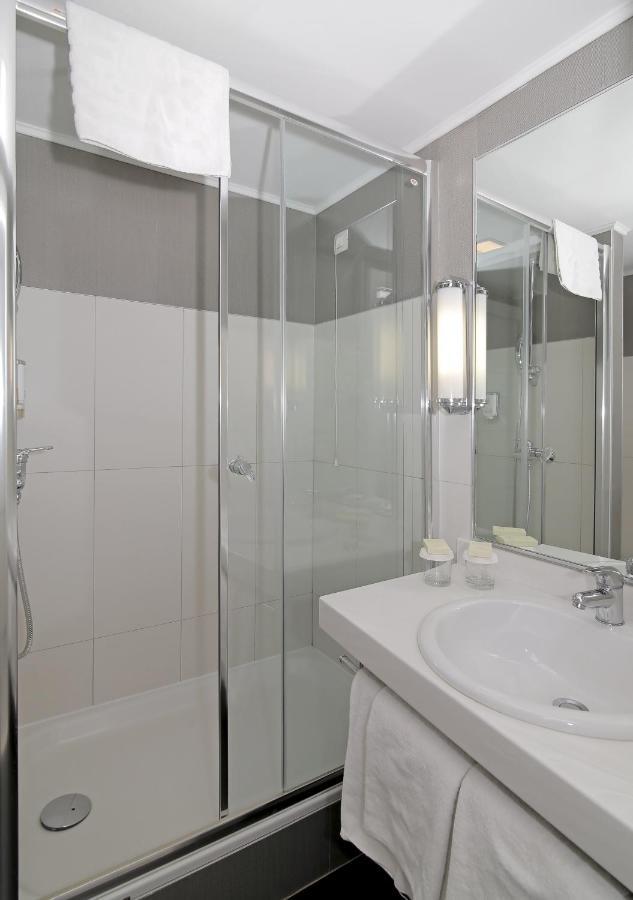 Special Offer - Double or Twin Room with Free Transfer on Arrival