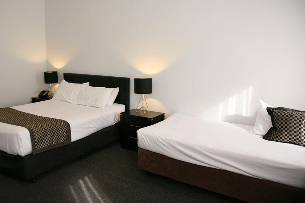 Executive Suite with Spa Bath