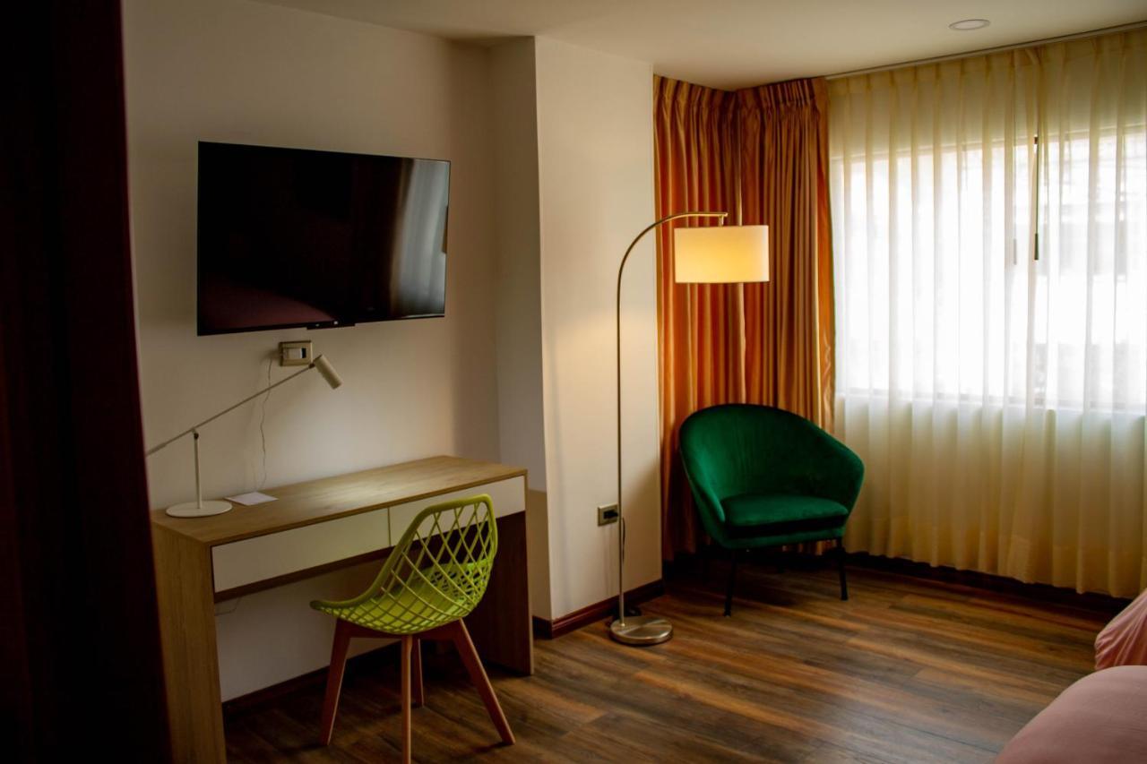 Superior King Room
