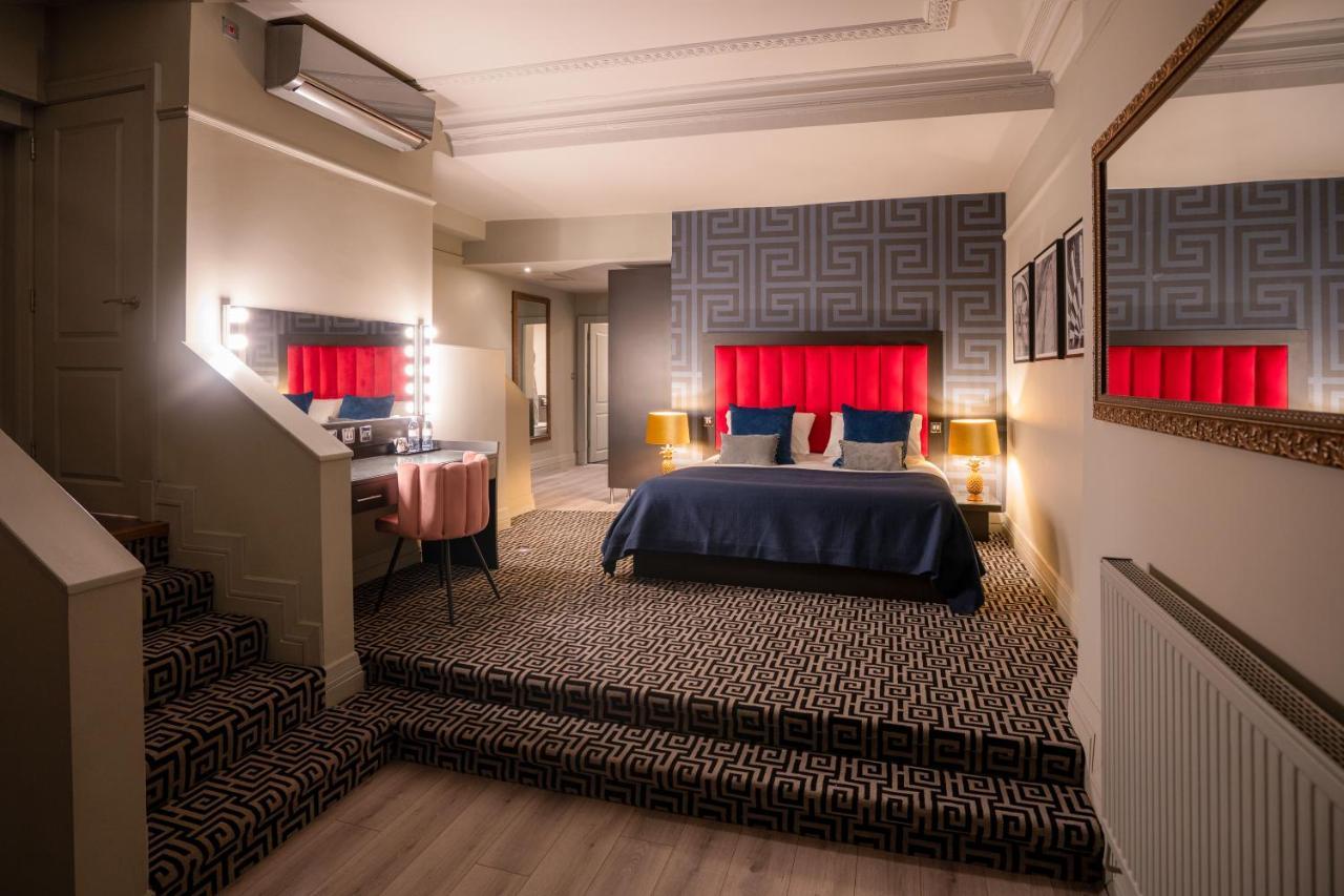 Queen Suite