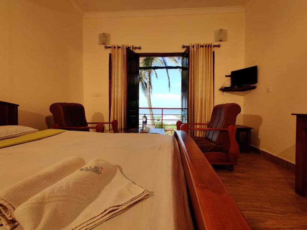 Deluxe Double Room with Sea View