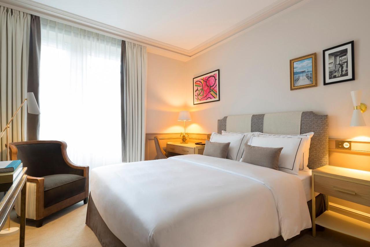 Classic Double Room with Shower and Balcony