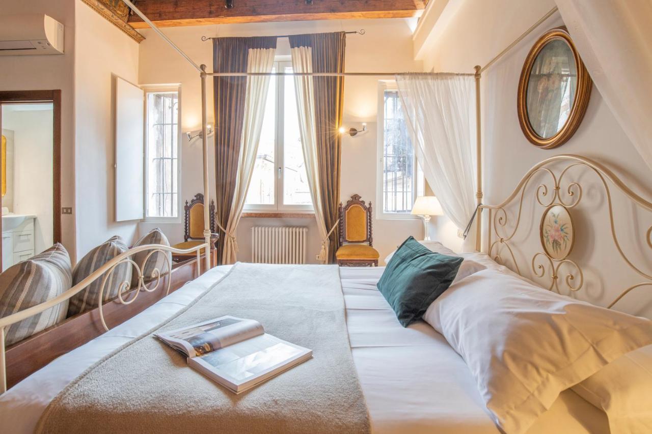 Superior Two-Bedroom Apartment with Terrace and City View