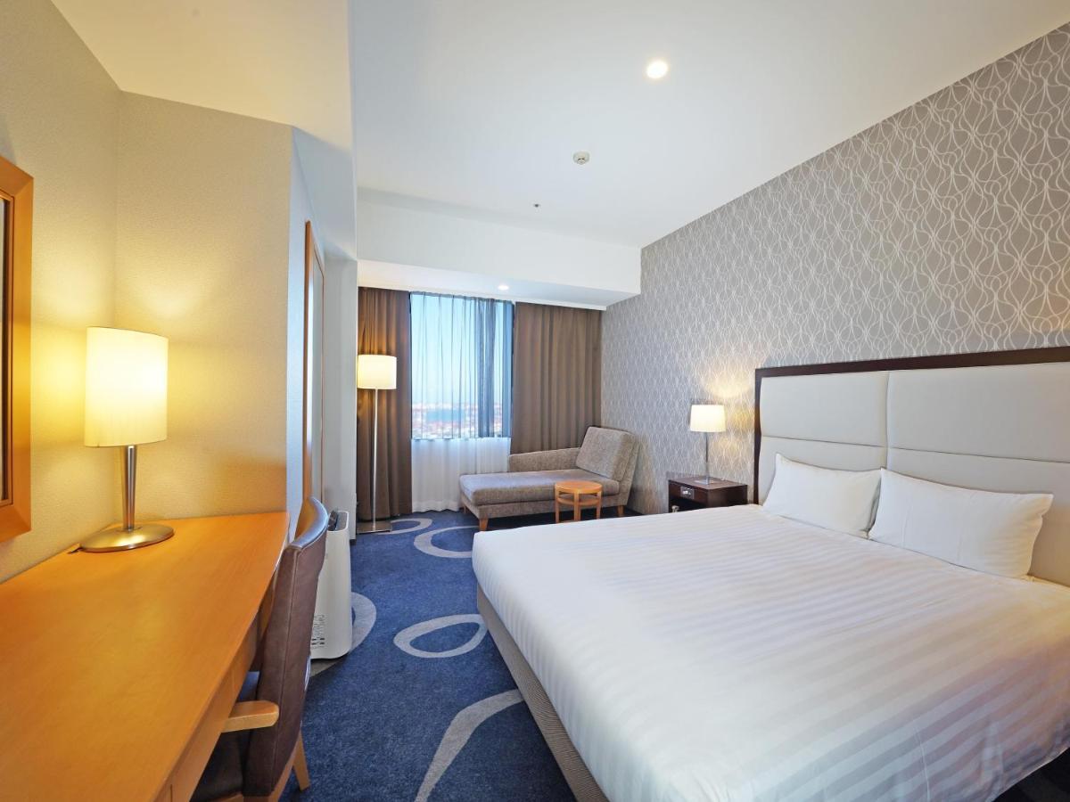 Queen Room with Sea View - Non Smoking