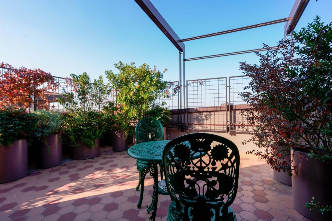 Double or Twin Room with Terrace