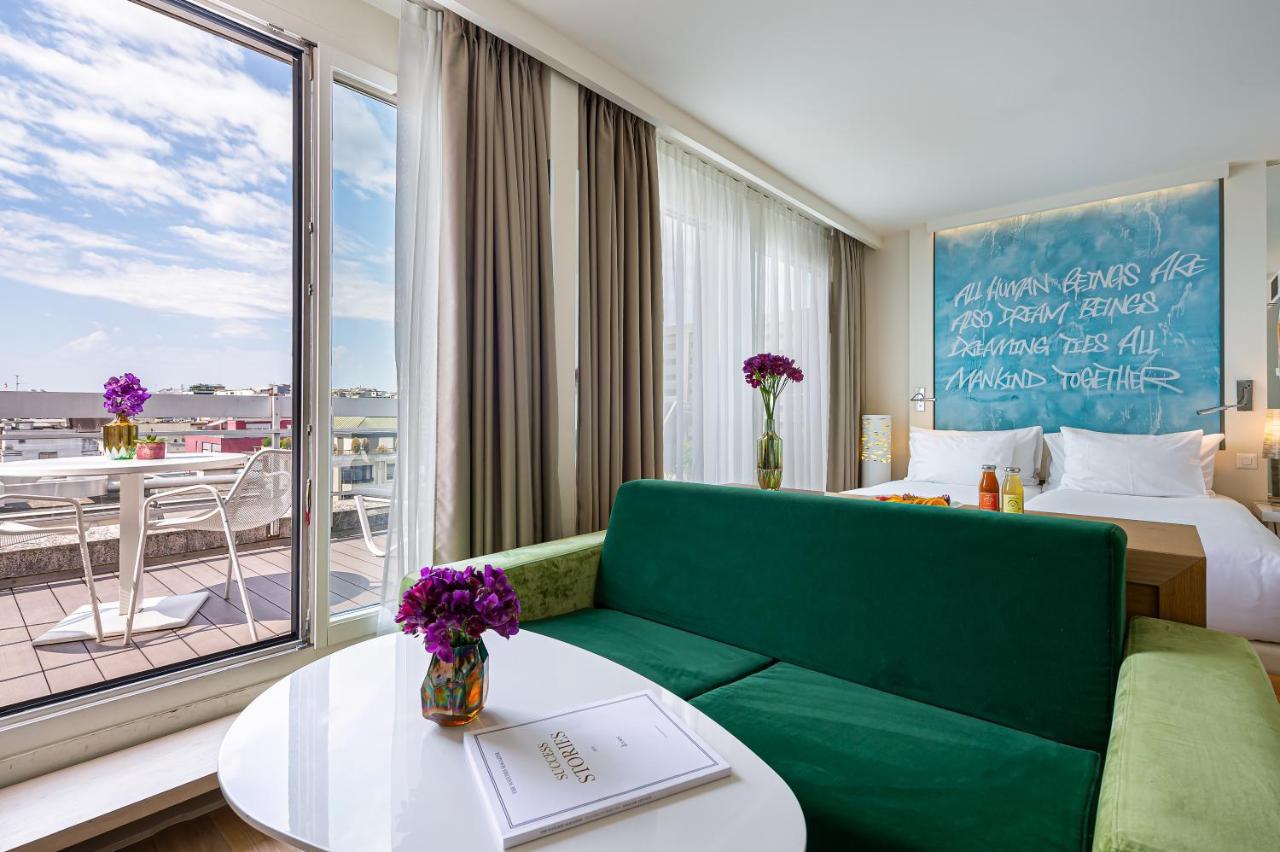 Deluxe Studio with Terrace