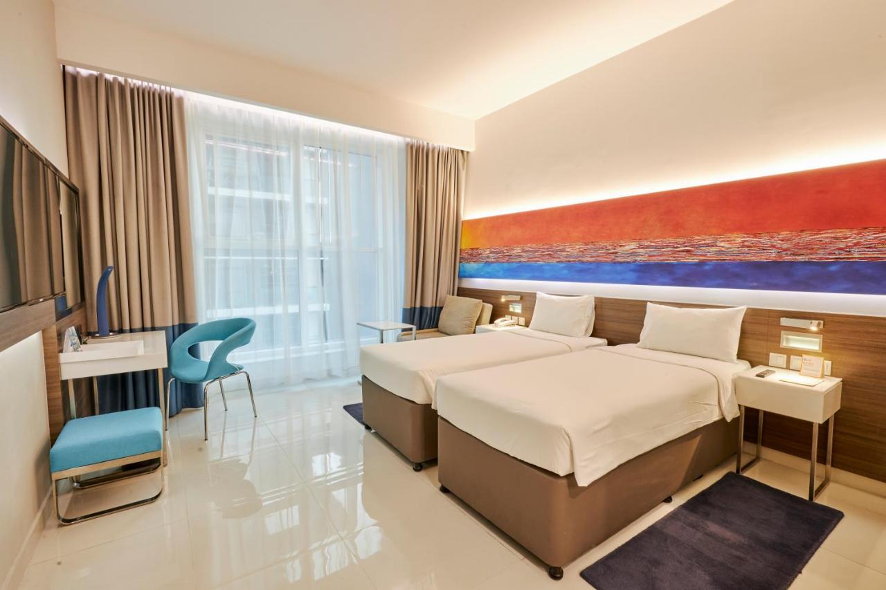 Twin Room - includes 20% off Food & Beverage (excluding in-room dinning)