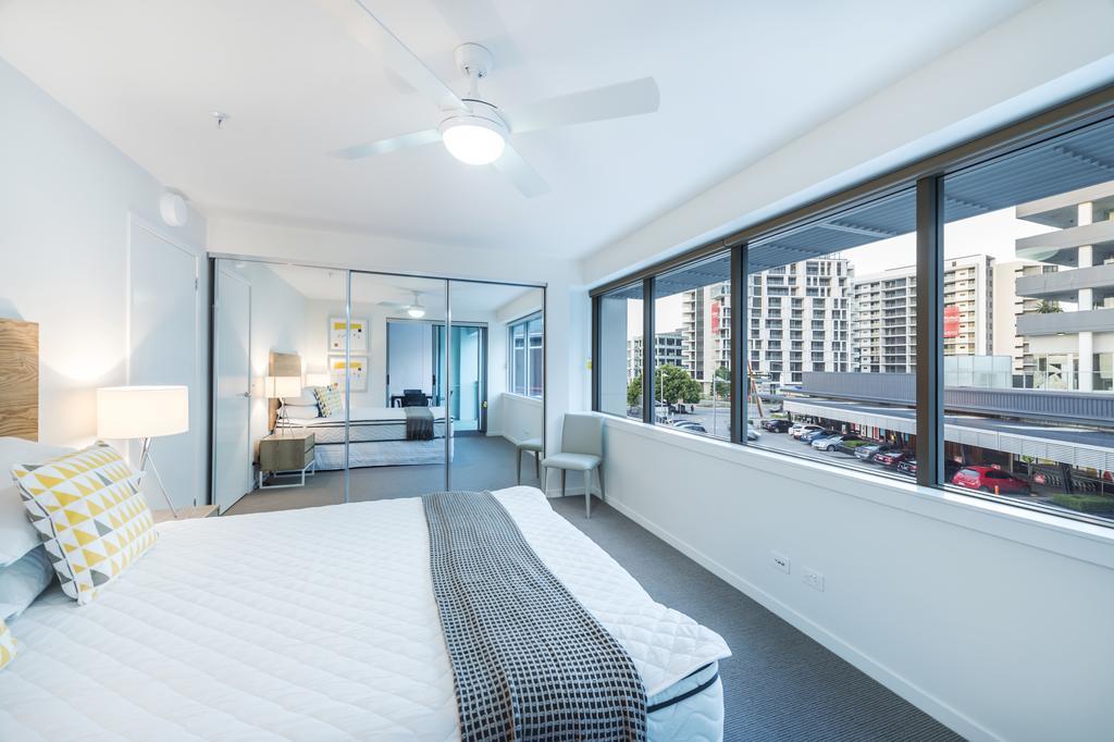 One-Bedroom Queen Bed Apartment