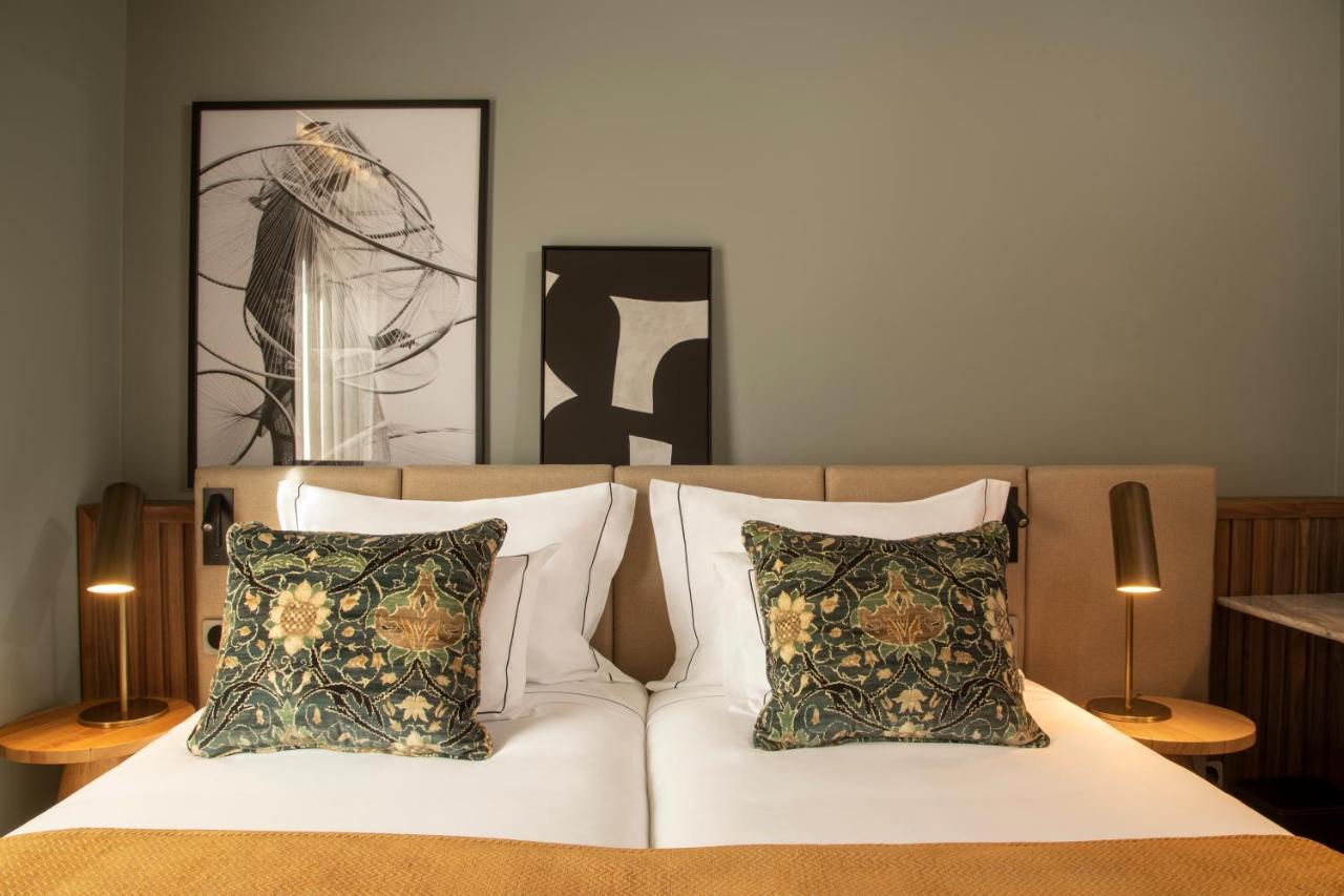 2 Twin Beds, Standard, Non-Smoking